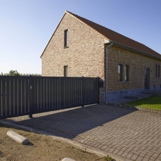 Vleugelpoort Keulen donkergrijs schuin
